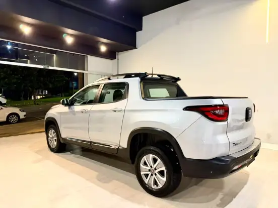 FIAT-TORO-1.8 16V EVO FLEX FREEDOM AT6 FIAT-TORO-2018