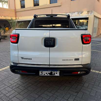FIAT-TORO-2023