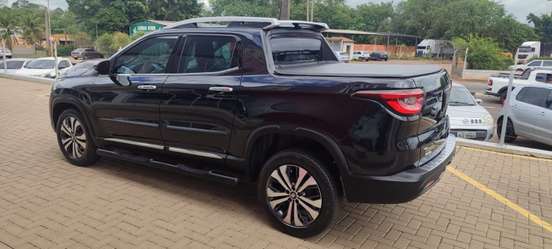 FIAT-TORO-2023