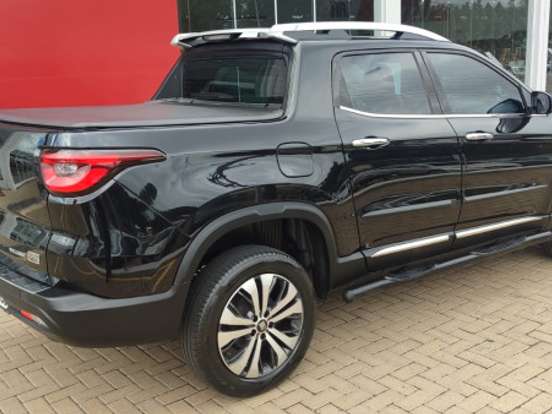 FIAT-TORO-1.3 TURBO 270 FLEX VOLCANO AT6 FIAT-TORO-2023