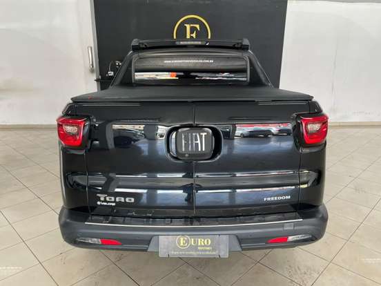 FIAT-TORO-2021