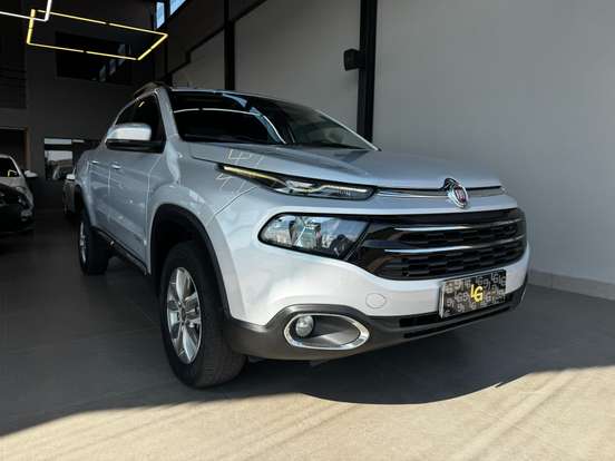 FIAT-TORO-1.8 16V EVO FLEX FREEDOM AT6 FIAT-TORO-2016