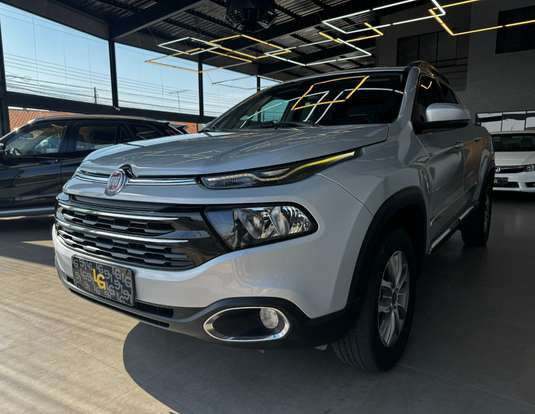 FIAT-TORO-2016