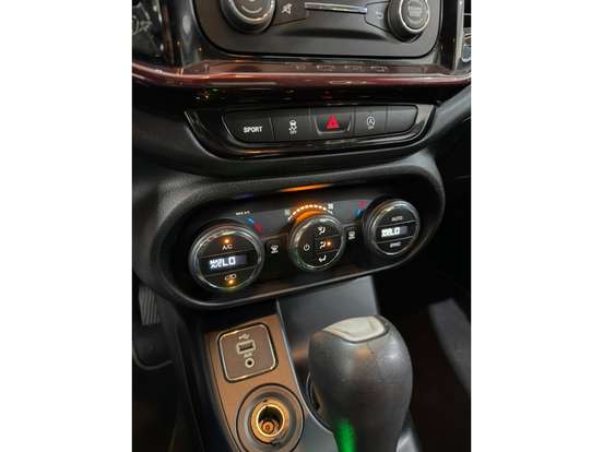 FIAT-TORO-1.8 16V EVO FLEX FREEDOM AT6 FIAT-TORO-2018