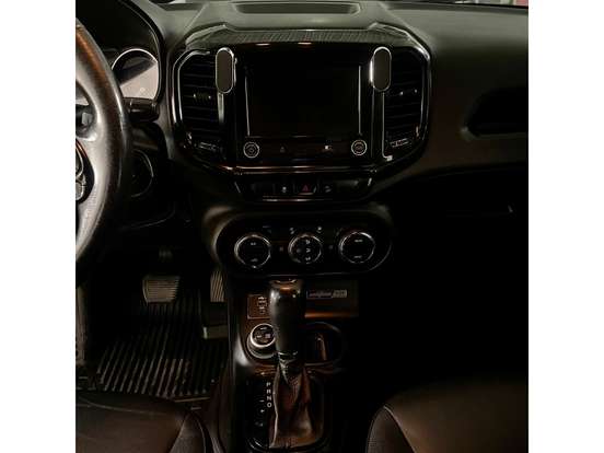 FIAT-TORO-2021