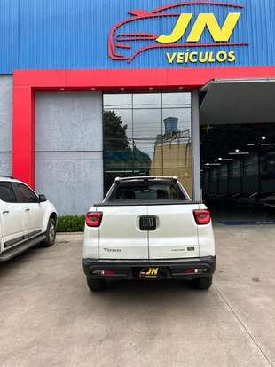 FIAT-TORO-2023