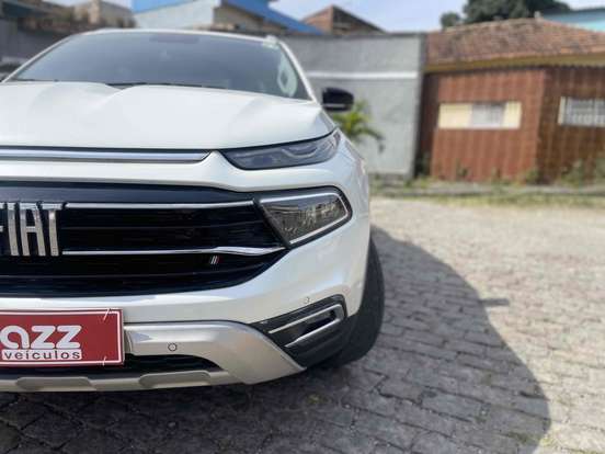 FIAT-TORO-2.2 TURBO DIESEL RANCH 4WD AT9 FIAT-TORO-2024