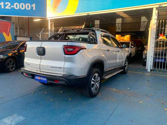 FIAT-TORO-2.4 16V MULTIAIR FLEX FREEDOM AT9 FIAT-TORO-2018