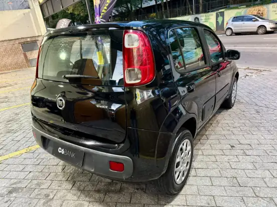 FIAT-UNO-1.0 EVO VIVACE 8V FLEX 4P MANUAL FIAT-UNO-2015
