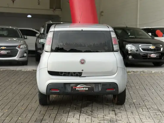 FIAT-UNO-2020
