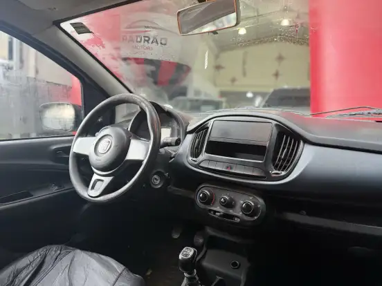FIAT-UNO-2020