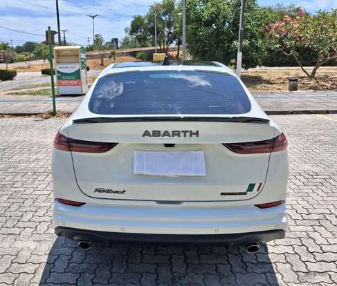 FIAT-FASTBACK-2024