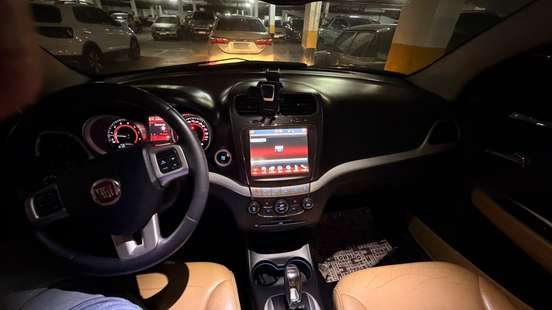 FIAT-FREEMONT-2015