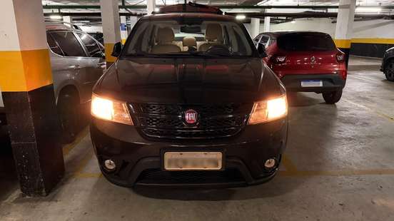 FIAT-FREEMONT-2015