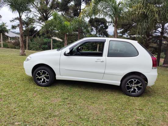 FIAT-PALIO-2015