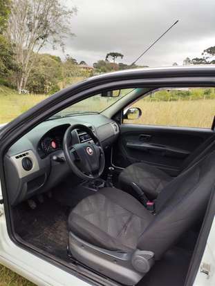 FIAT-PALIO-2015