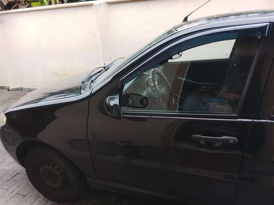 FIAT-PALIO-2010