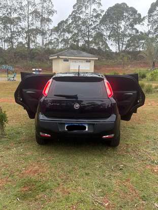 FIAT-PUNTO-2017