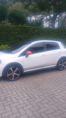 FIAT-PUNTO-2010