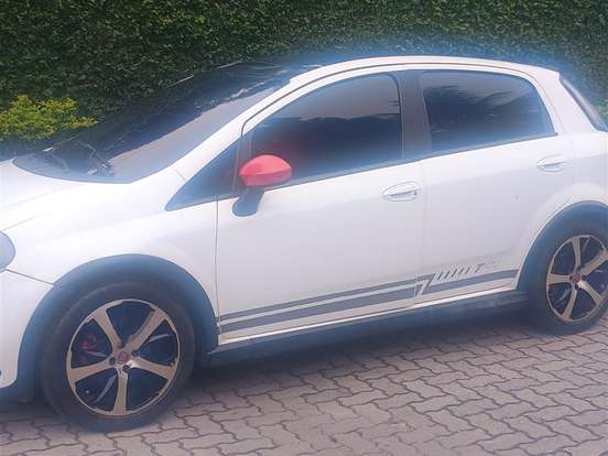 FIAT-PUNTO-1.4 MPI 16V T-JET GASOLINA 4P MANUAL FIAT-PUNTO-2010