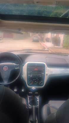 FIAT-PUNTO-2010