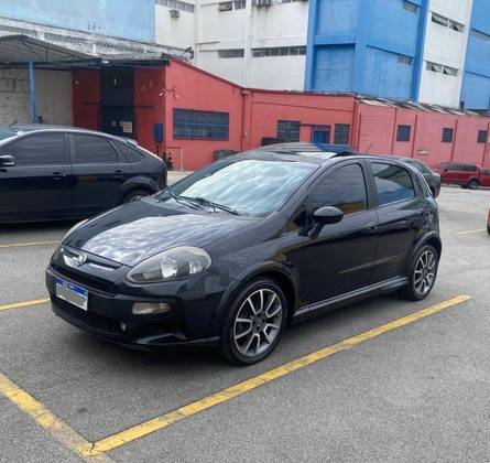 FIAT PUNTO 1.8 BLACKMOTION 16V FLEX 4P AUTOMATIZADO