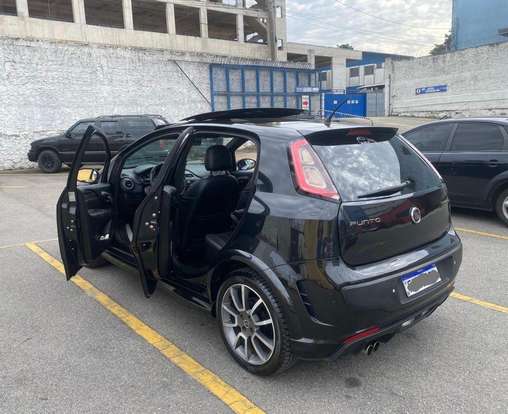 FIAT-PUNTO-2014