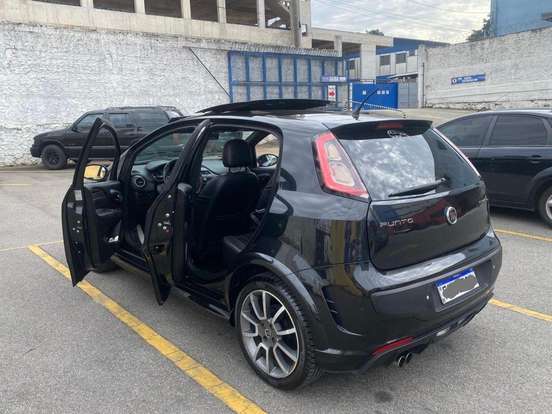 FIAT-PUNTO-1.8 BLACKMOTION 16V FLEX 4P AUTOMATIZADO FIAT-PUNTO-2014