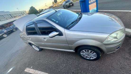 FIAT-SIENA-2010