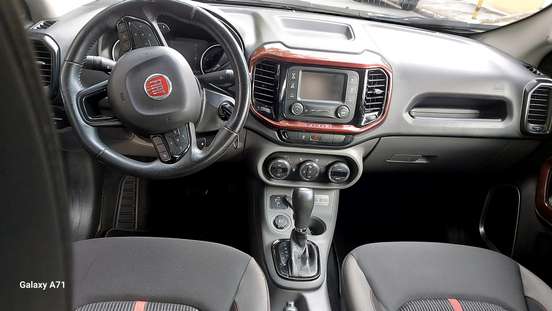 FIAT-TORO-2017