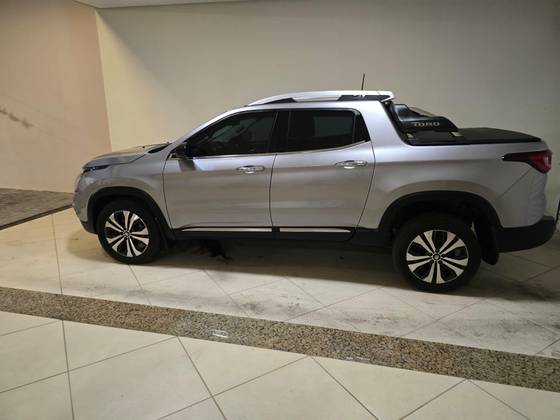 FIAT TORO 2.0 16V TURBO DIESEL VOLCANO 4WD AT9
