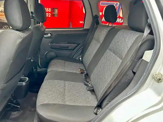 FORD-ECOSPORT-2012