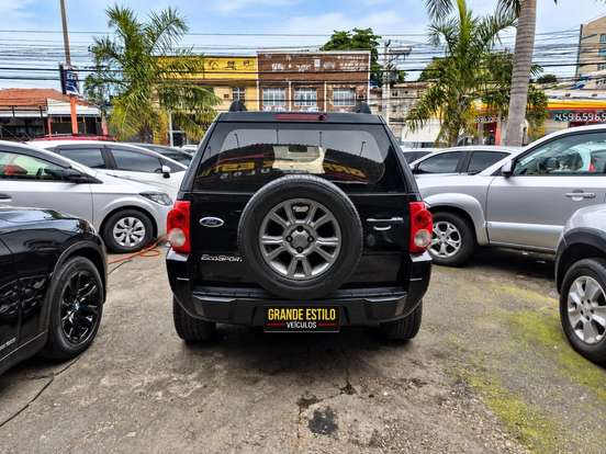 FORD-ECOSPORT-2011