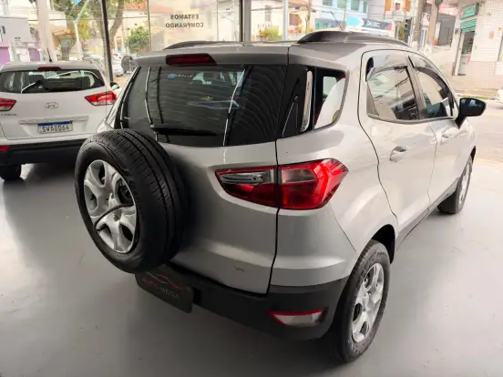 FORD-ECOSPORT-2015