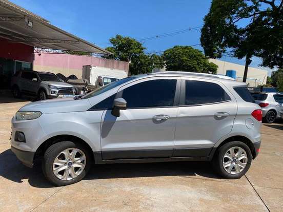 FORD-ECOSPORT-2013
