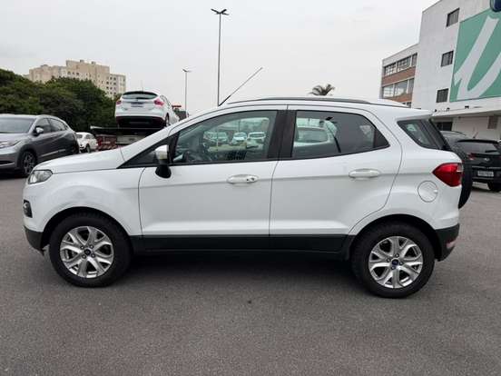 FORD-ECOSPORT-2016