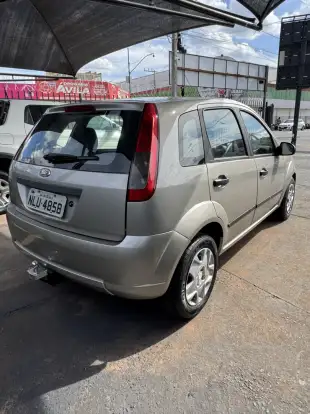 FORD-FIESTA-2010