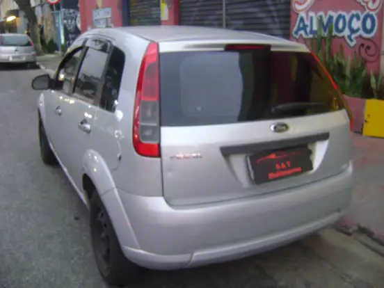 FORD-FIESTA-2013