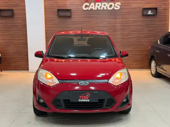 FORD-FIESTA-2014