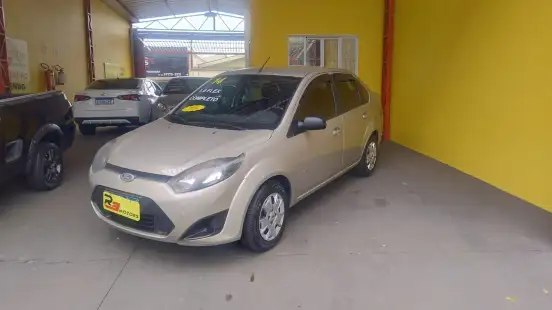 FORD-FIESTA-2013