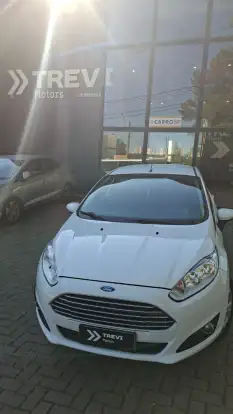 FORD-FIESTA-2015
