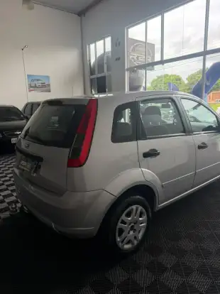 FORD-FIESTA-2010