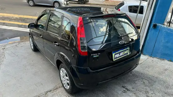 FORD-FIESTA-2013