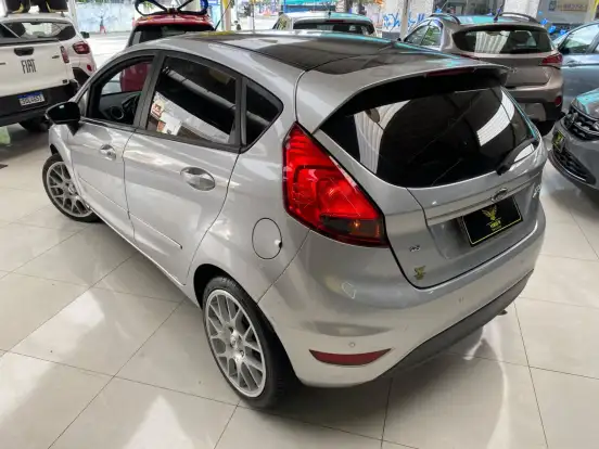 FORD-FIESTA-1.6 SE HATCH 16V FLEX 4P MANUAL FORD-FIESTA-2014