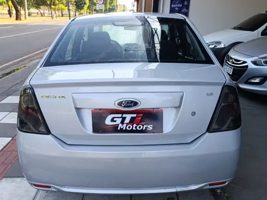FORD-FIESTA-1.6 SE SEDAN 16V FLEX 4P MANUAL FORD-FIESTA-2011