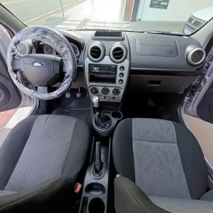 FORD-FIESTA-2011