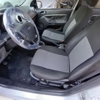FORD-FIESTA-2011