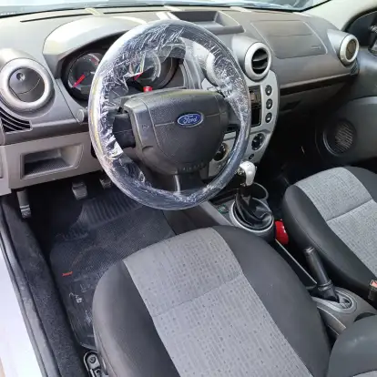 FORD-FIESTA-2011