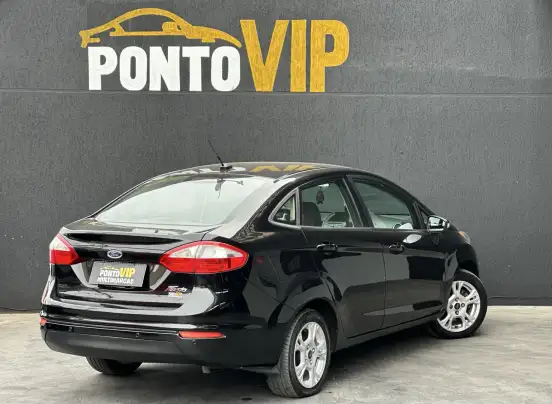 FORD-FIESTA-2013