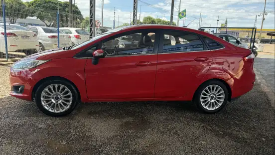 FORD-FIESTA-2014